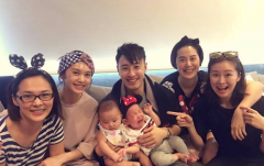 4 in love四人合体青涩不再 3人已当妈 4 in love四人合体青涩不再 3人已当妈